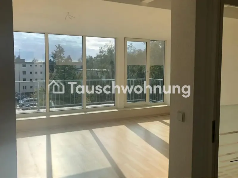 Tauschwohnung: Dachgeschoss Wohnung in Mariendorf 3 Balkone — photo 1